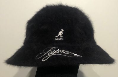 Supreme / Kangol Furgora Casual "Black"