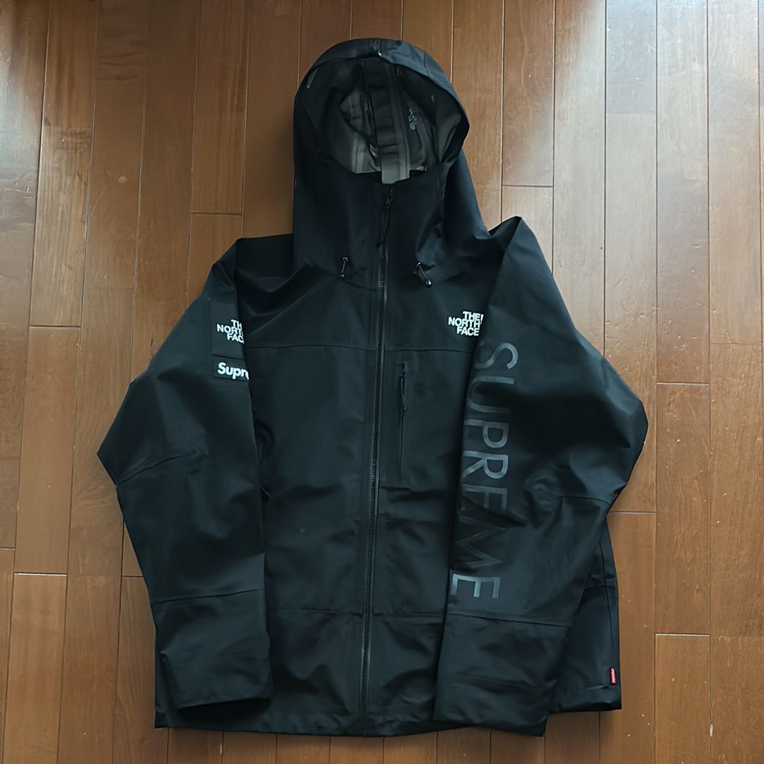 Supreme x The North Face Split Taped Seam Shell Jacket "Black"