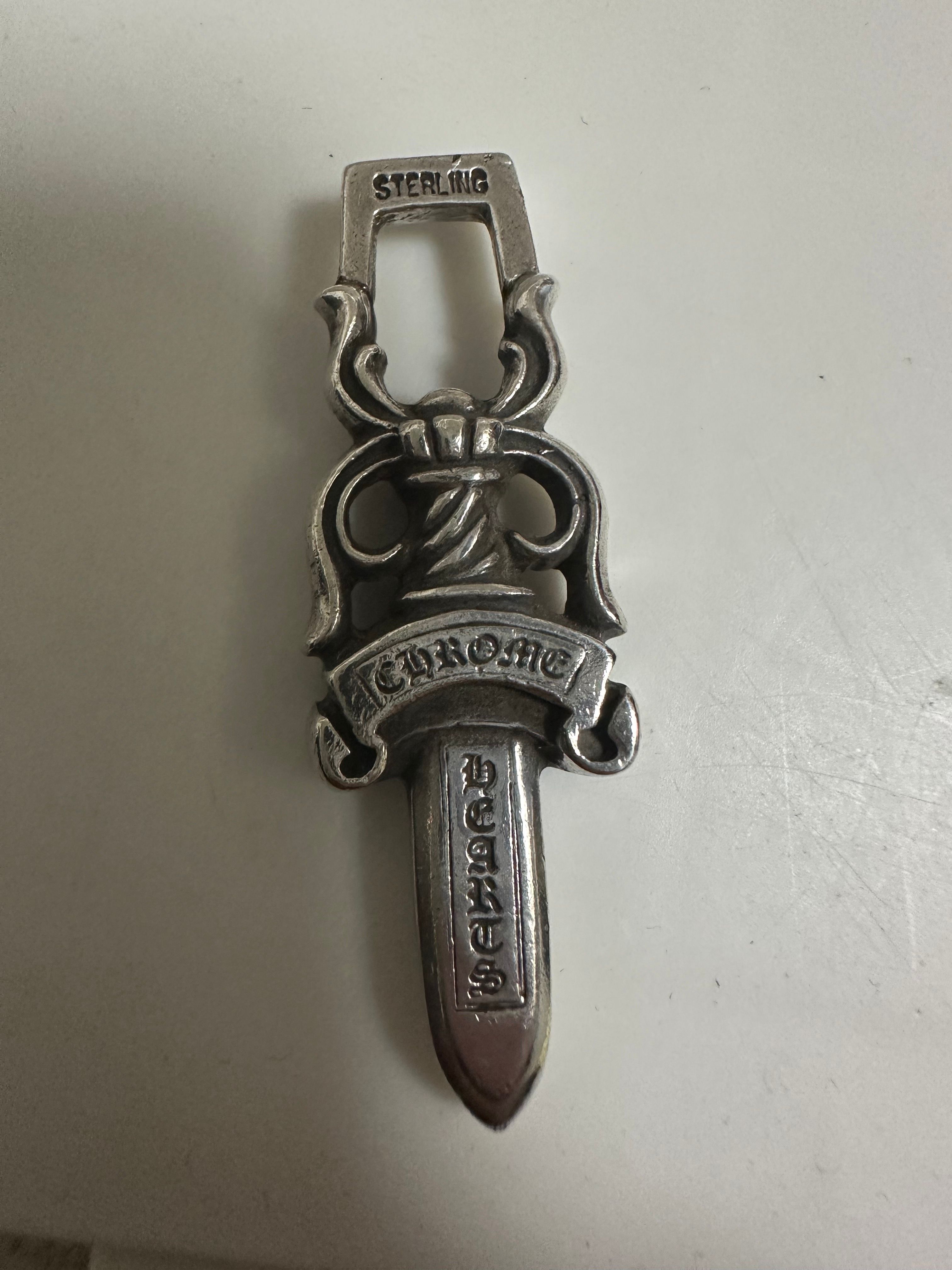 Chrome Hearts #10 Dagger Pendant "Silver"