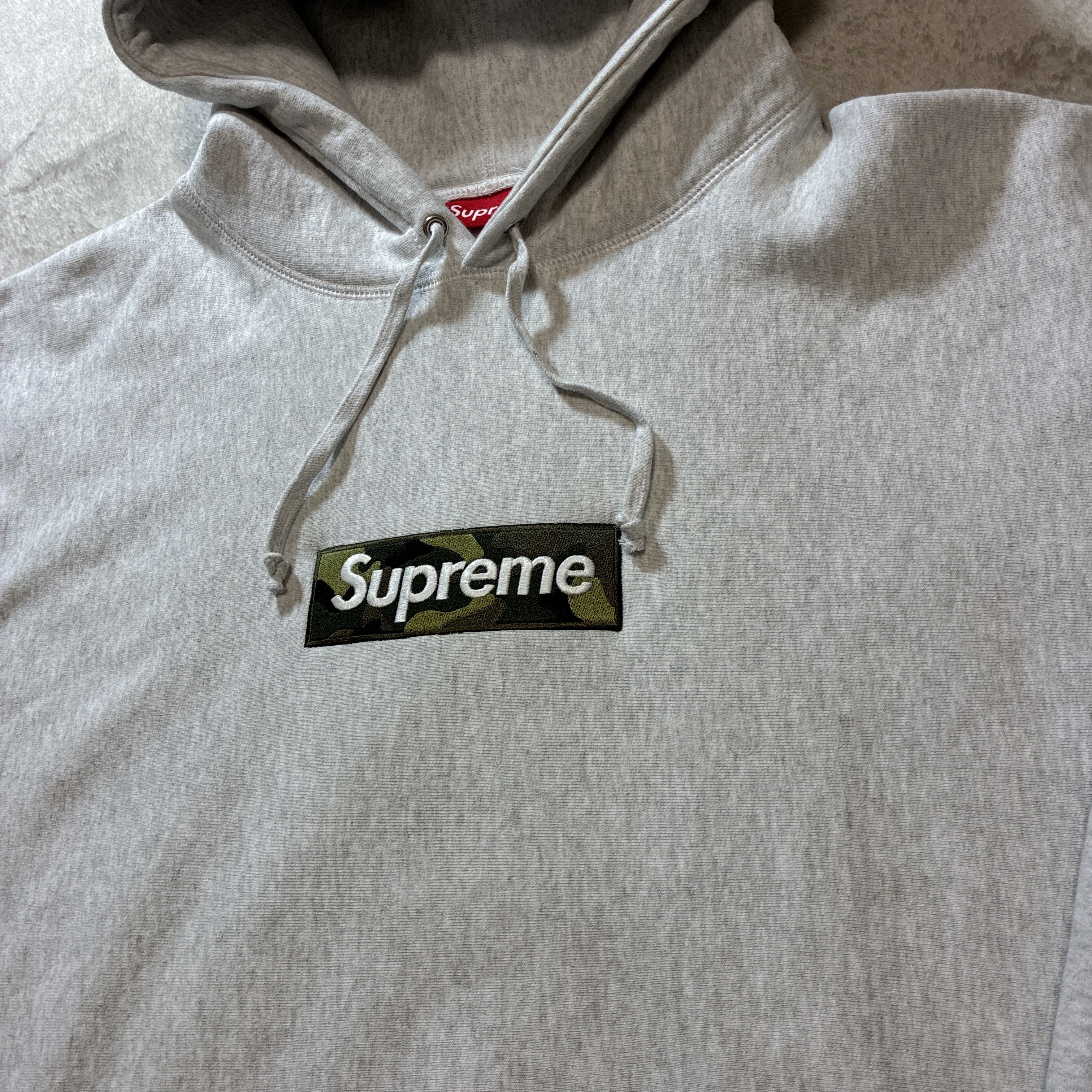 Supreme Box Logo Hooded Sweatshirt "Ash Grey" (23FW)