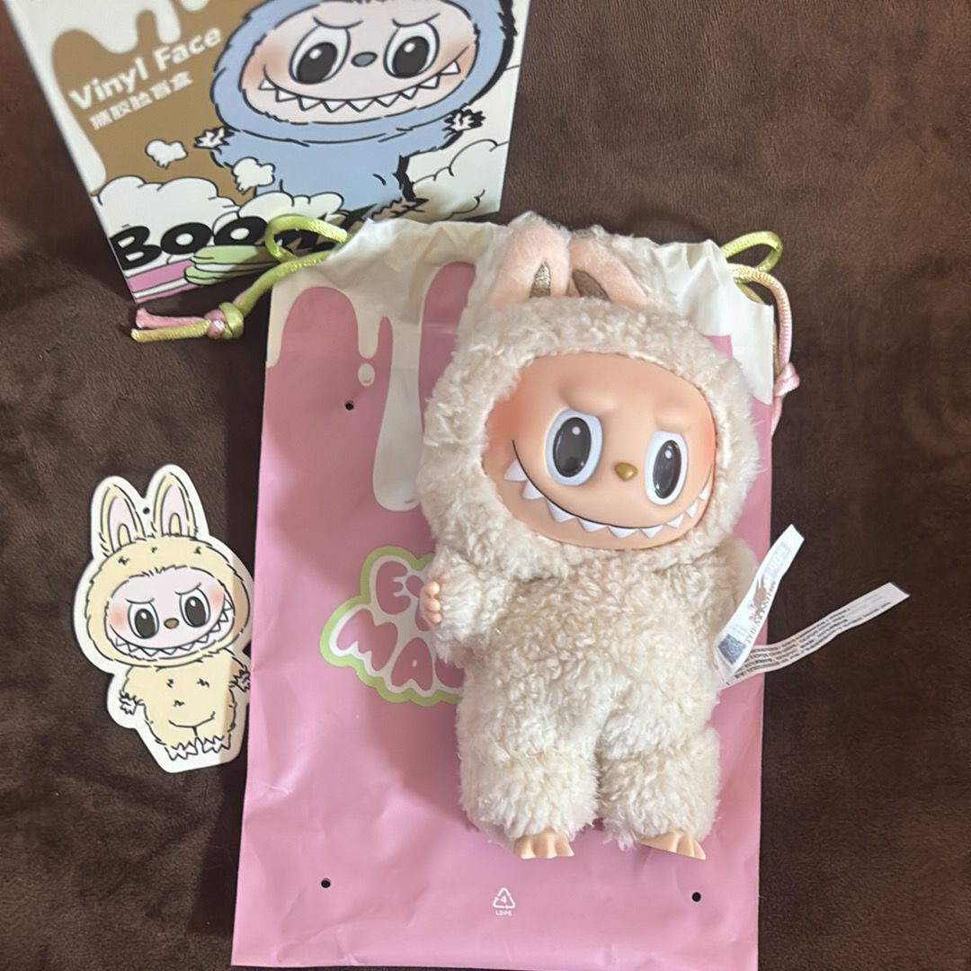 POP MART THE MONSTERS (LABUBU) Exciting Macaron Plush Series SOYMILK