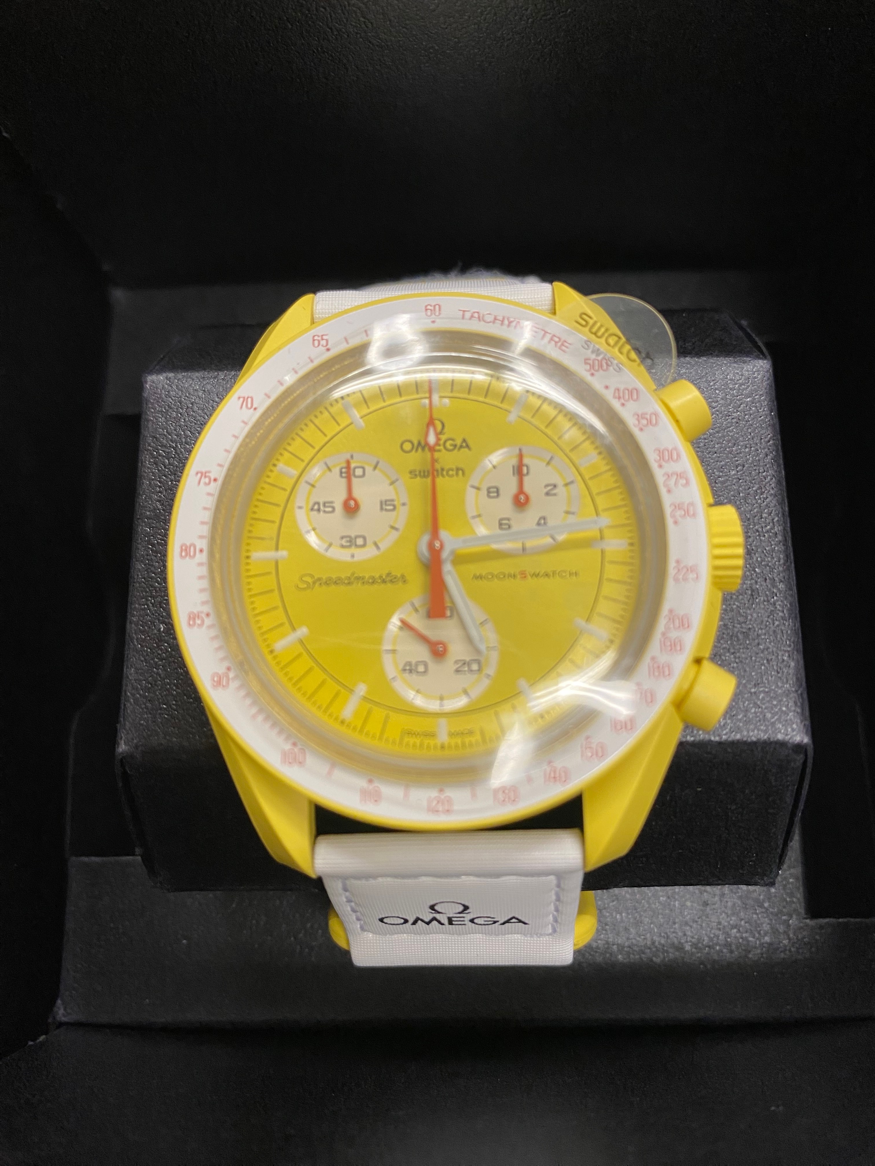 スウォッチ × オメガ ミッション トゥ ザ サン SO33J100