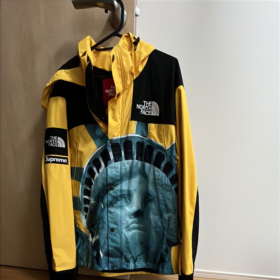 Supreme x The North Face Statue of Liberty Mountain Jacket "Yellow"