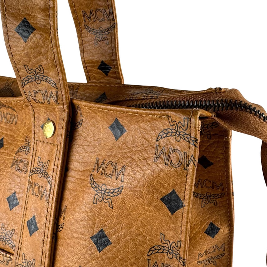 C (やや傷や汚れあり)】エム シー エム MCM ショルダーバッグ レザー C (やや傷や汚れあり)】エム シー エム MCM ショルダーバッグ レザー