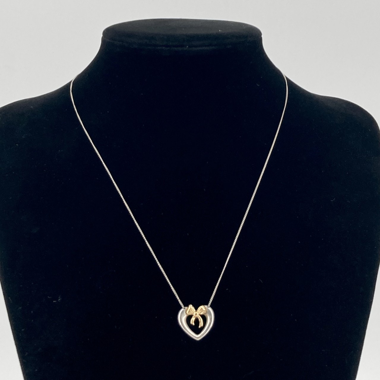 TIFFANY&Co.(ティファニー) ハートリボン ヴィンテージ コンビネーション Ag925/Au750 ネックレス 4.95g ゴールド×シルバー