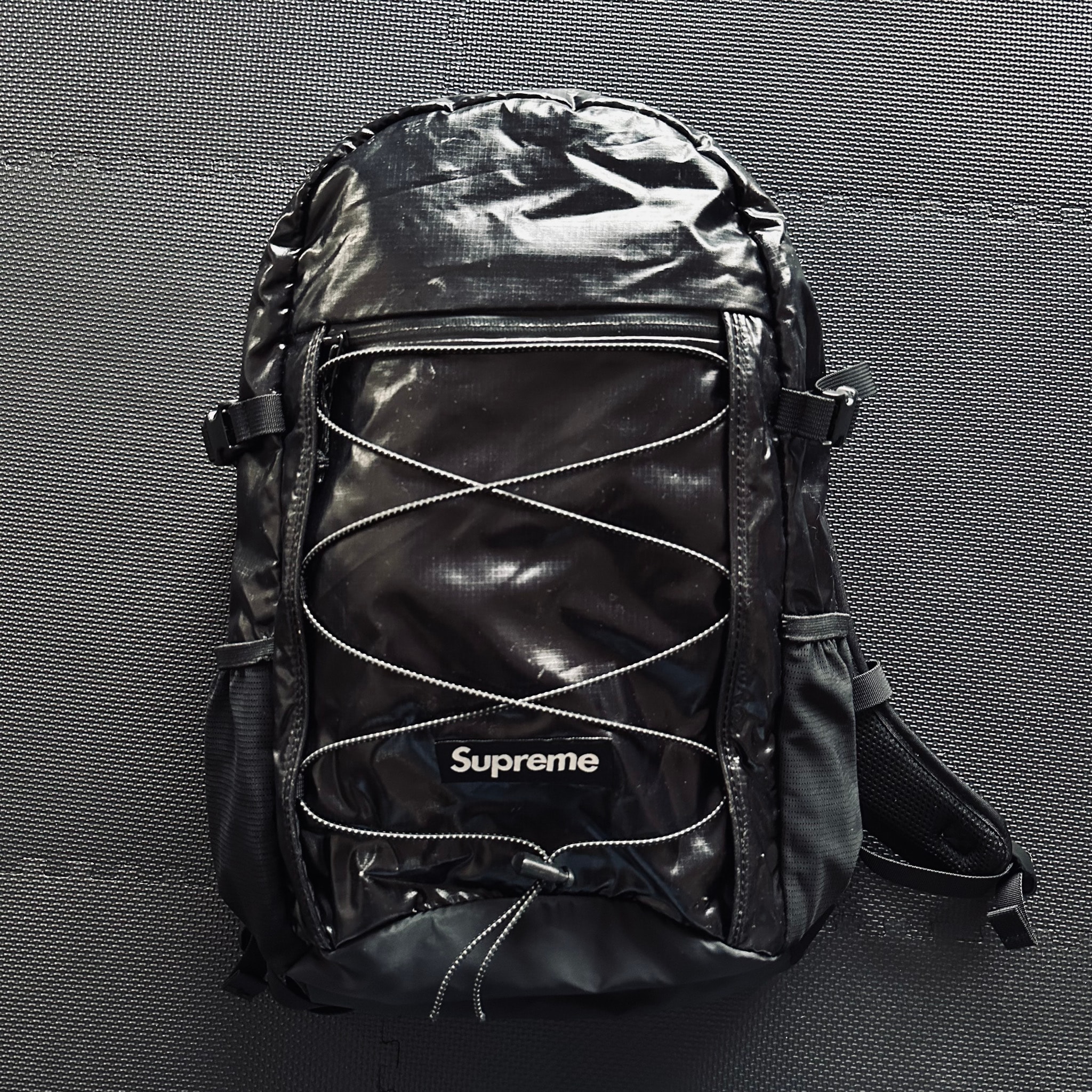Supreme 17FW Backpack "Black"
