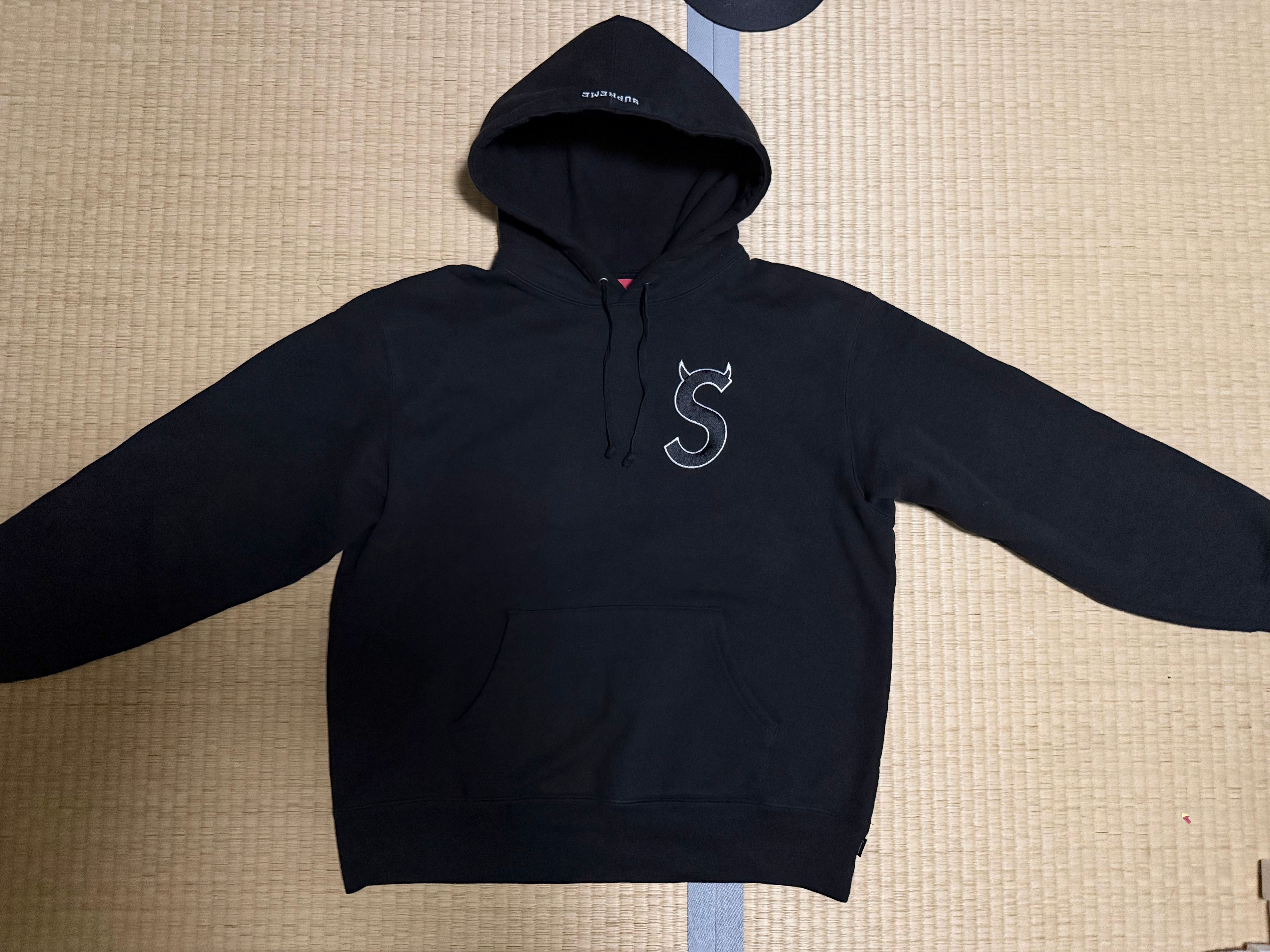 Supreme S Logo Hooded Sweatshirt "Black" (22FW)