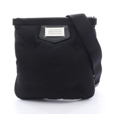 メゾン マルジェラ Maison Margiela GLAM SLAM グラムスラム スポーツフラットポケット ショルダーバッグ バッグ ナイロン レザー メンズ レディース ブラック系 SB2WG0008P1511T8013 【中古】