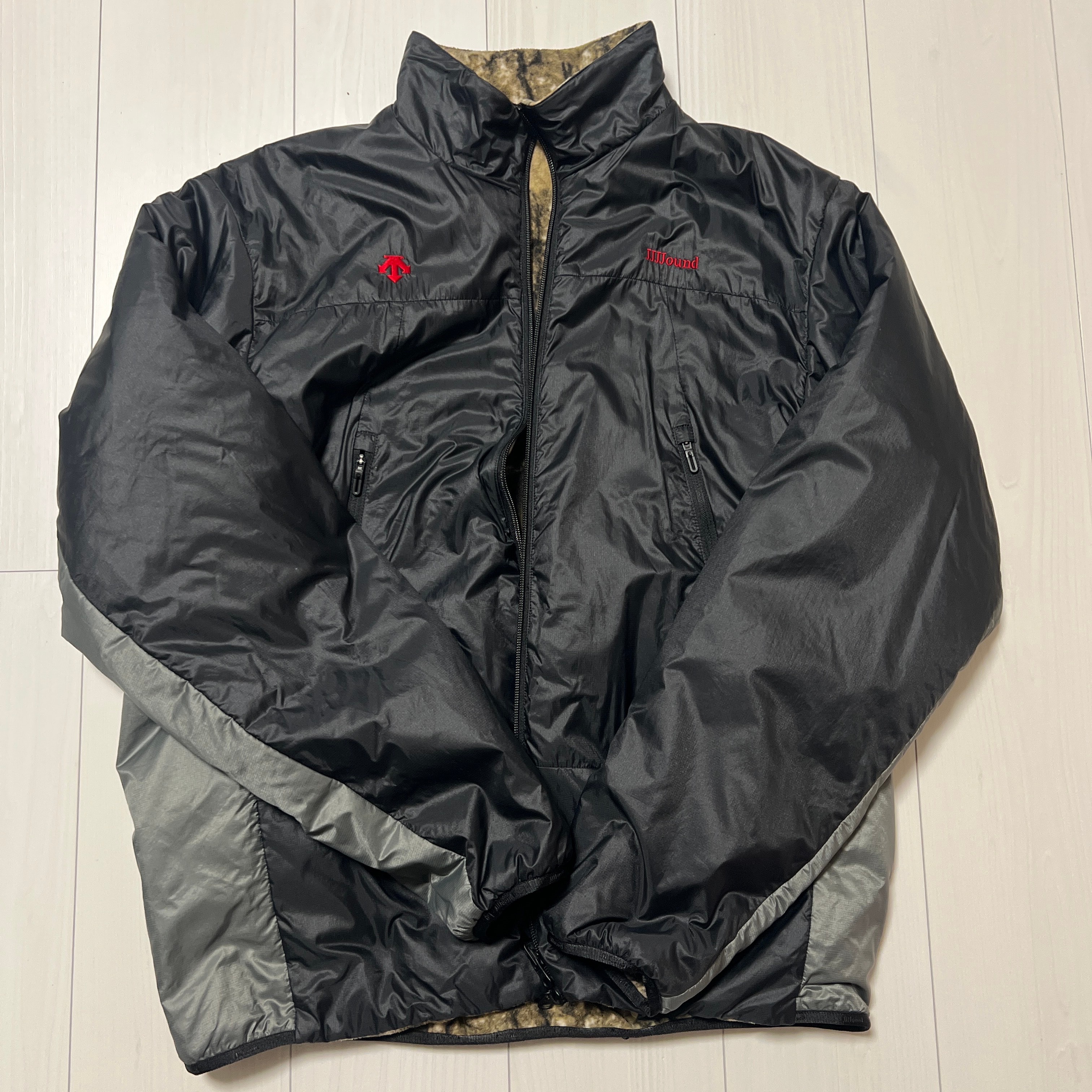 JJJJound x DESCENTE ALLTERRAIN Reversible Jacket "Black"