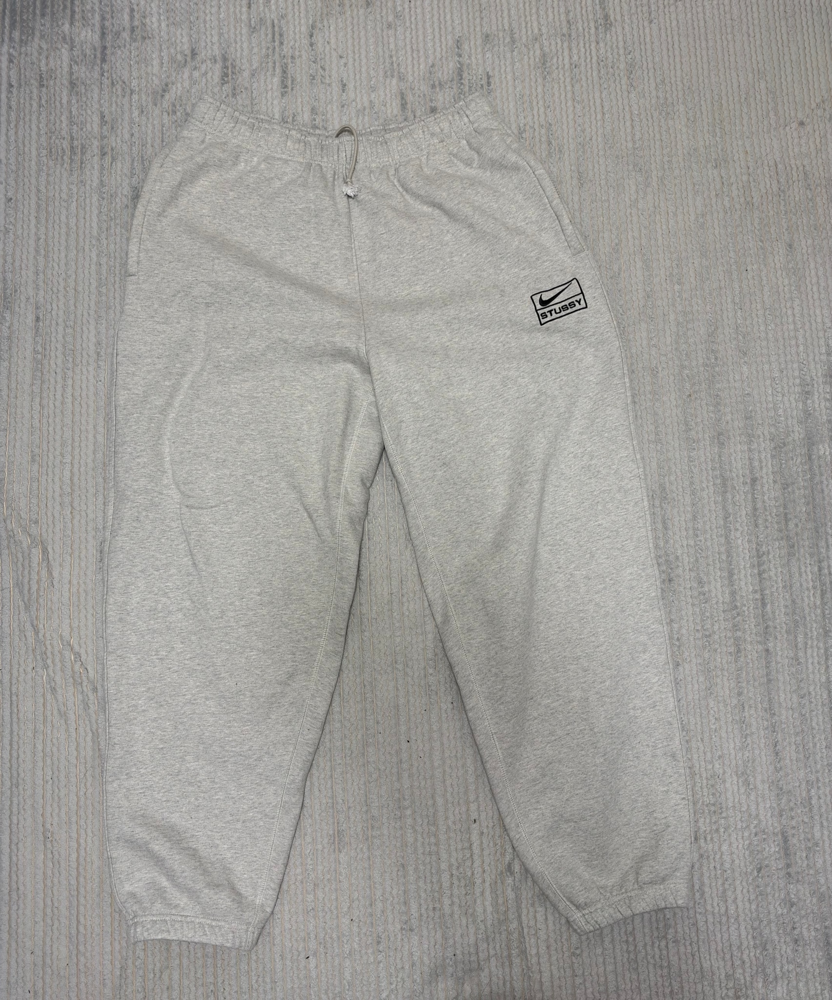 Stussy x Nike Fleece Pant "Grey Heather" (US Size) FN5231-050