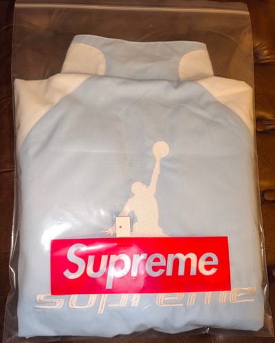 Supreme x Jordan Track Jacket "Light Blue"