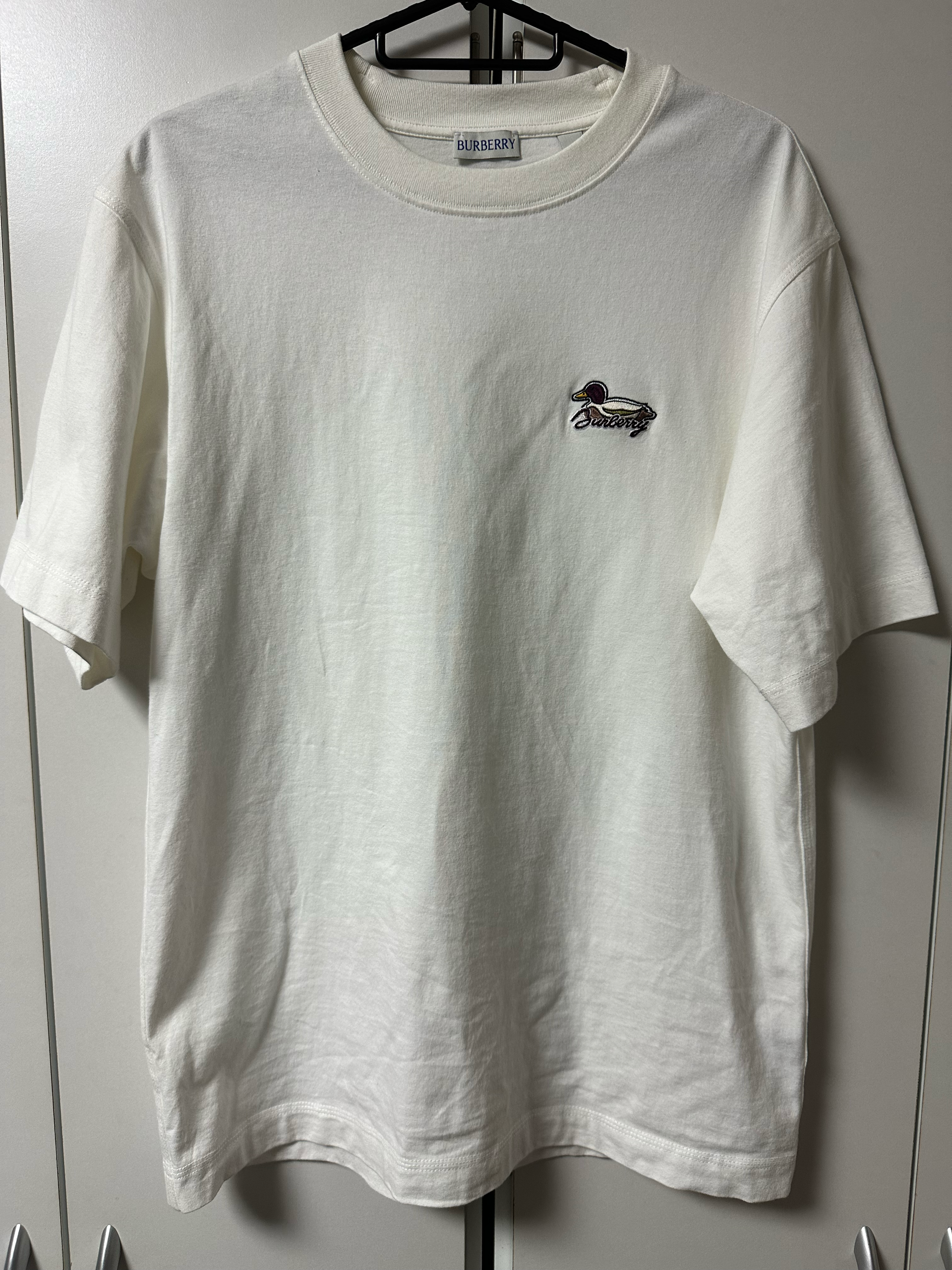 バーバリー Burberry tシャツ アヒル柄