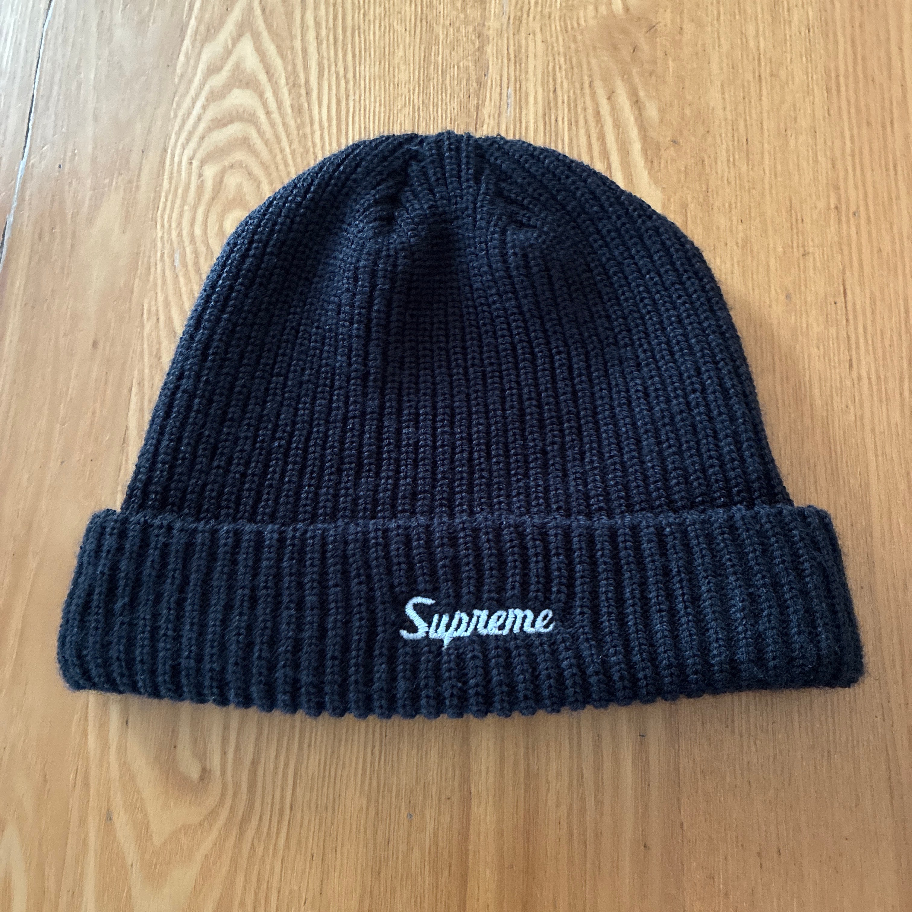 Supreme Loose Gauge Beanie "Black"(FW24)