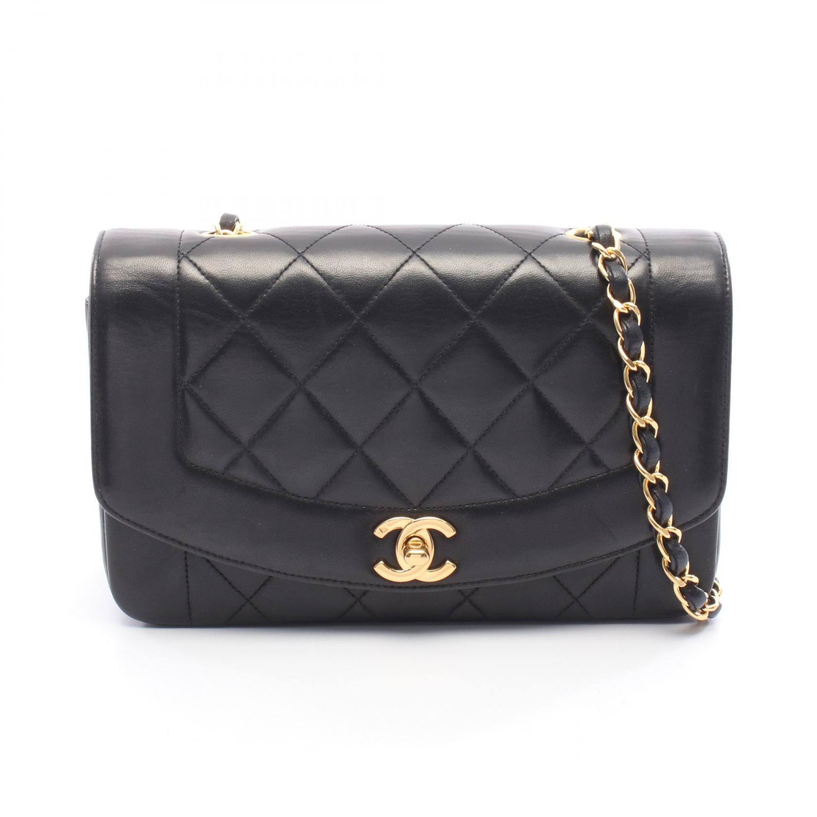 シャネル CHANEL マトラッセ ダイアナフラップ ショルダーバッグ バッグ ラムスキン(羊革) レディース ブラック系 【中古】