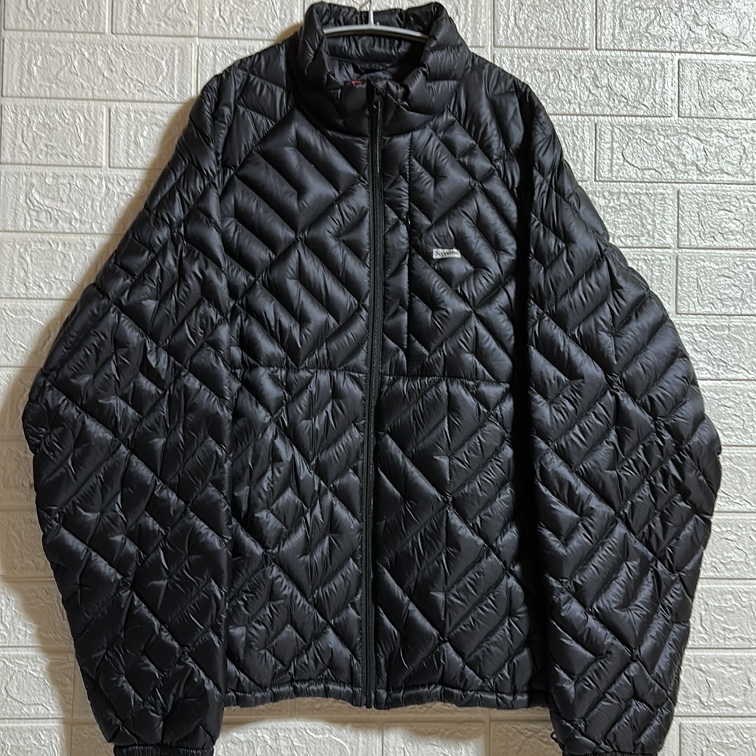 Supreme Spellout Quilted Lightweight Down Jacket "Black"