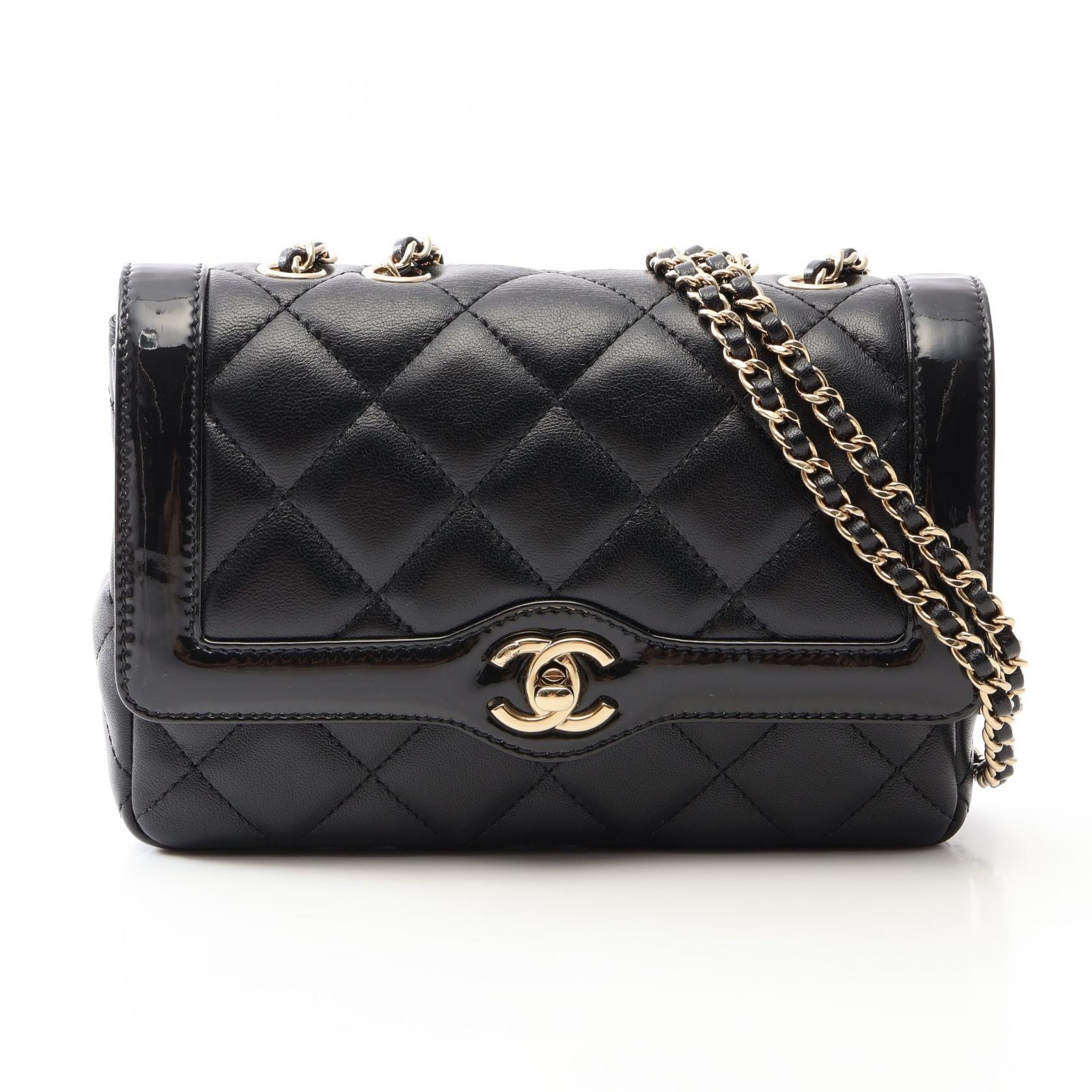 シャネル CHANEL マトラッセ ショルダーバッグ バッグ ラムスキン(羊革) パテントレザー レディース ブラック系 【中古】