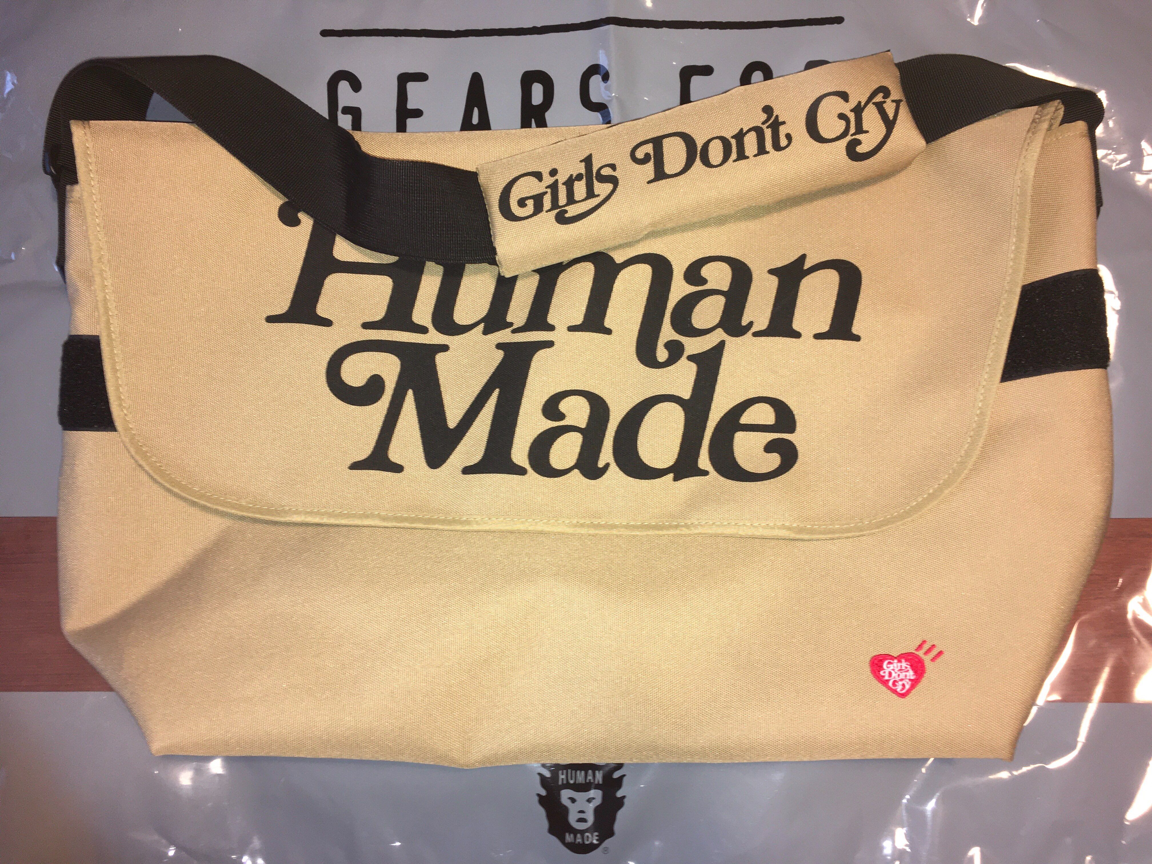 HUMAN MADE VERDY Messenger bag "Olive"