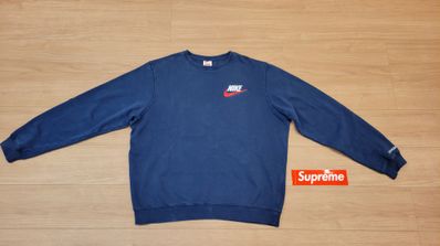 Supreme / NIKE® Crewneck "navy"