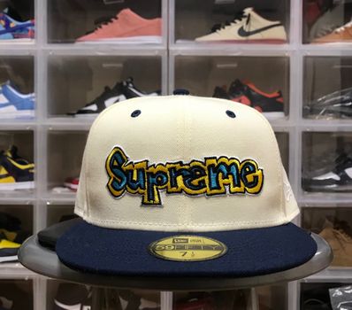 Supreme Gonz Logo New Era® "Natural"