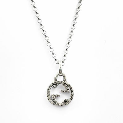GUCCI Interlocking G Pendant Necklace