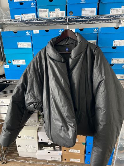 Yeezy Gap Round Jacket "Black"