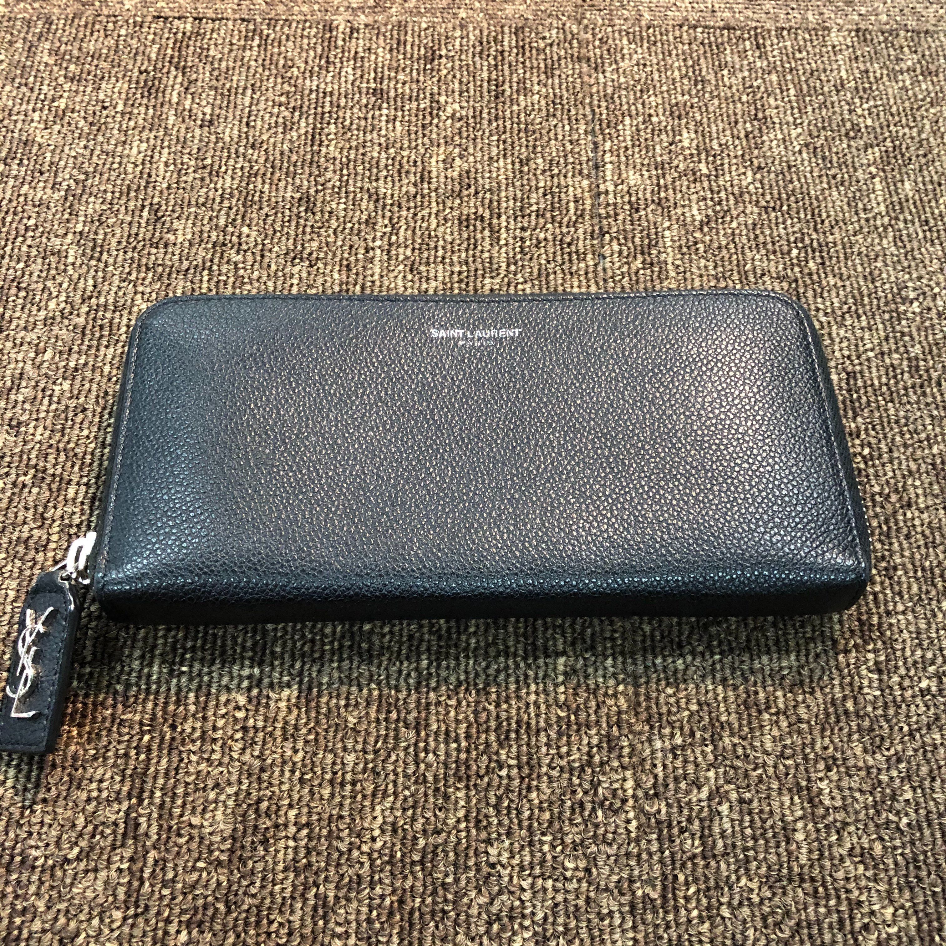 サンローラン ラウンドジップ財布 黒