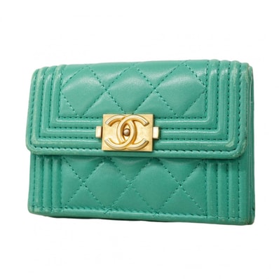 【6dc3152-k】シャネル 三つ折り財布 ボーイシャネル ラムスキン エメラルドグリーン ゴールド金具【中古】レディース