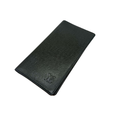 Louis Vuitton Taiga Porte Valeur Cartescredit ”Aldwards”