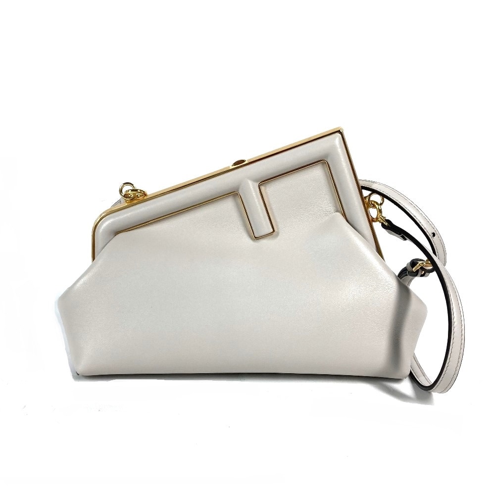 フェンディ FENDI ファースト スモール 8BP129 肩掛け 斜め掛け ポシェット 2WAY ショルダーバッグ カバン クラッチバッグ レザー ホワイトグレー系 新品同様