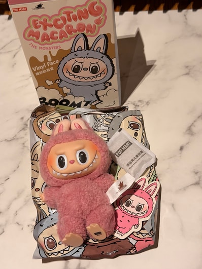 ポップマート ザ モンスターズ (ラブブ) エキサイティングマカロン ポップマート ザ モンスターズ (ラブブ) エキサイティングマカロン