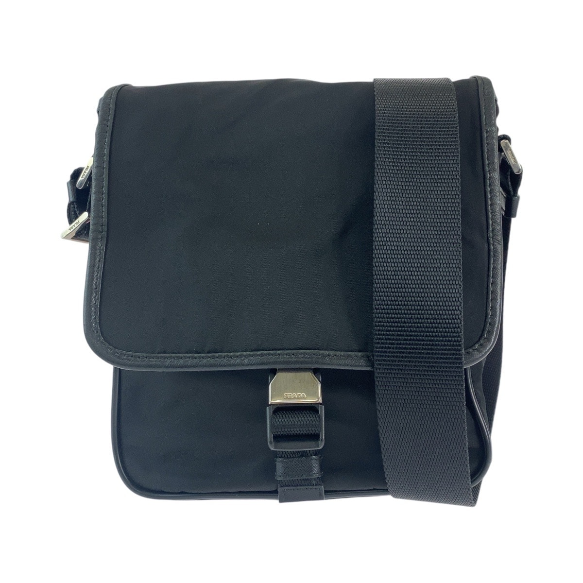 PRADA プラダ テスート 三角ロゴプレート ブラック 黒 シルバー金具 ナイロン ショルダーバッグ メッセンジャーバッグ 602970 【中古】