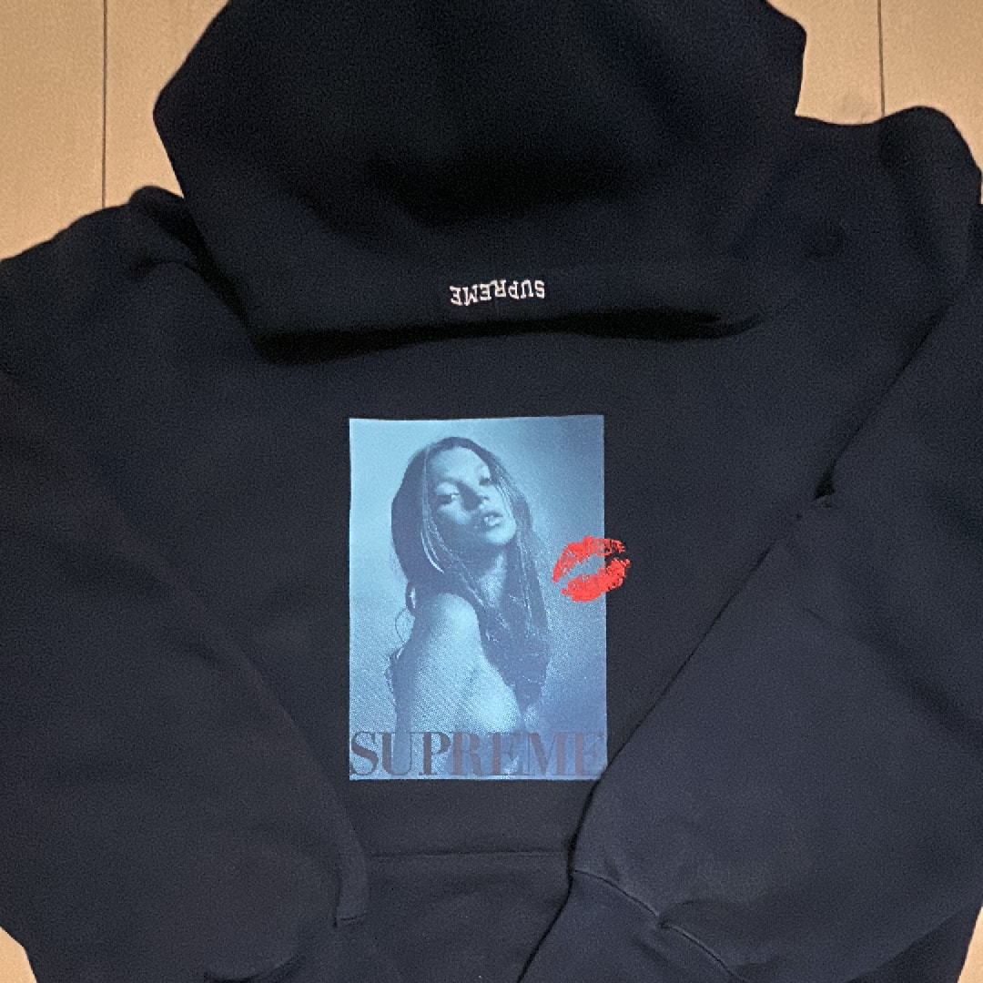Supreme Kate Moss Hooded Sweatshirt "Navy"
