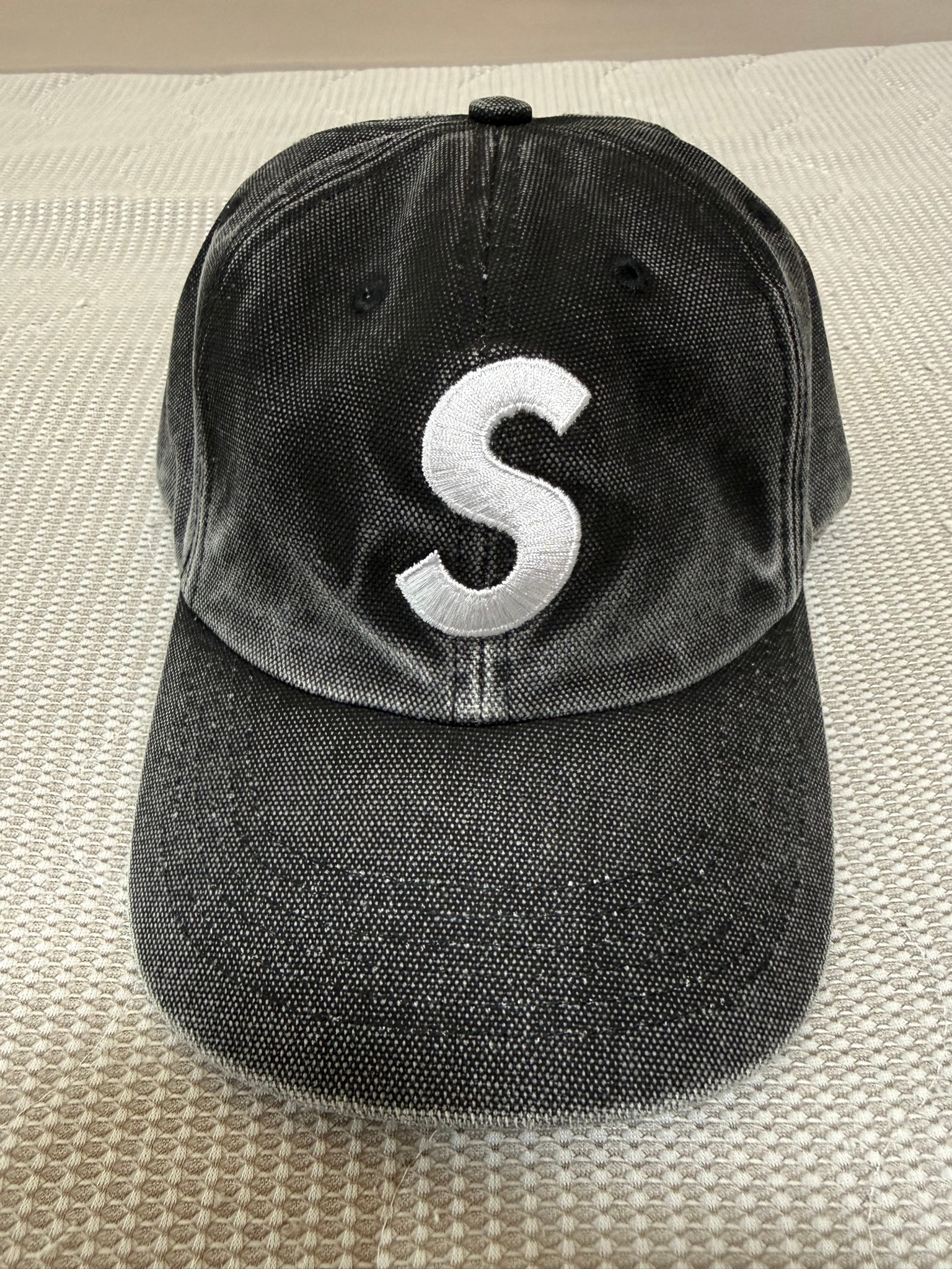 Supreme Pigment Coated S Logo 6-Panel "Black"