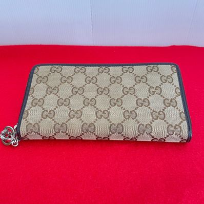 GUCCI GG Canvas Interlocking G Charm Wallet "Beige"