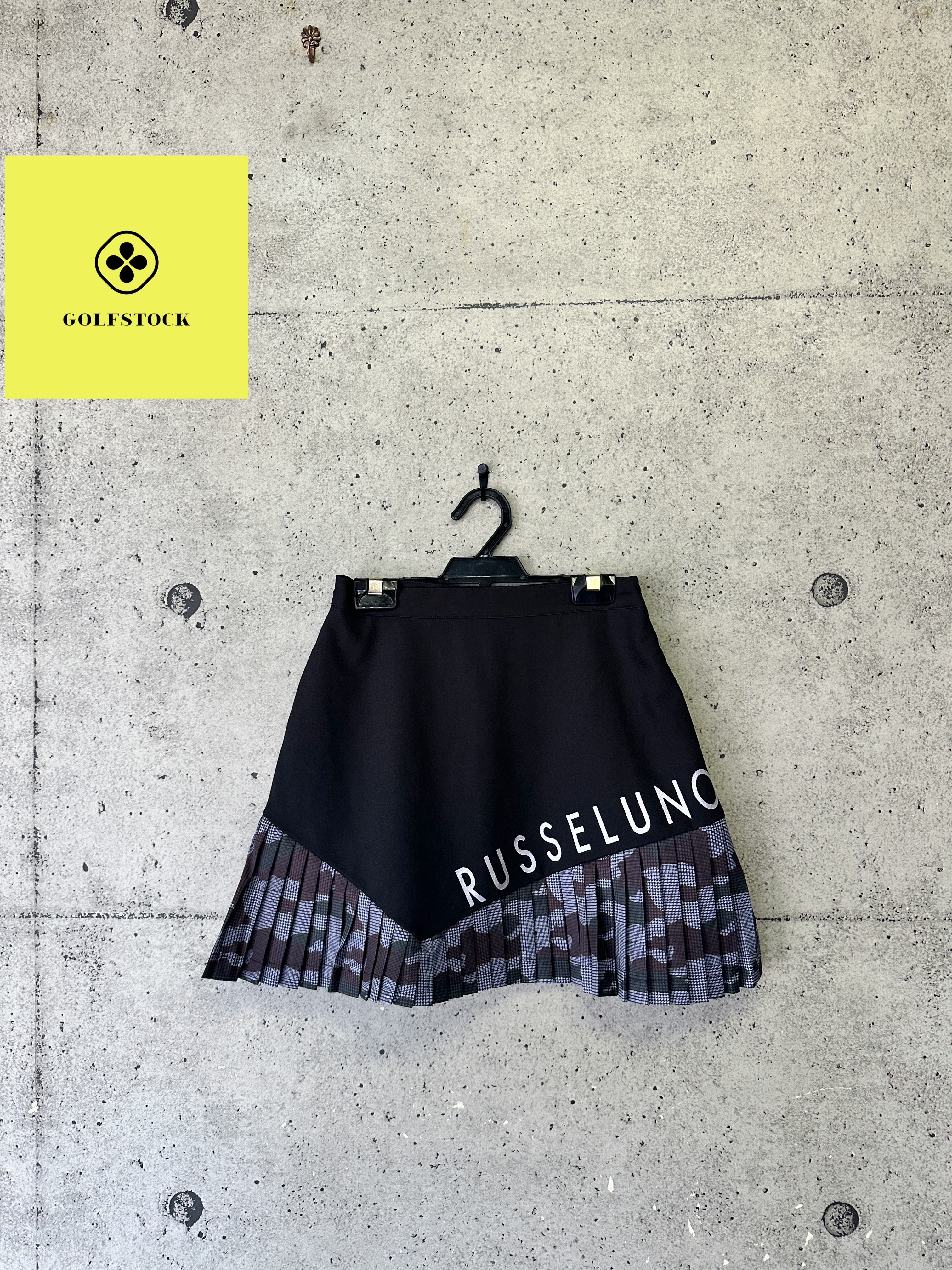 【新品未使用】サイズ0(XS-S)レディースインナー付スカートラッセルノゴルフウェア2956