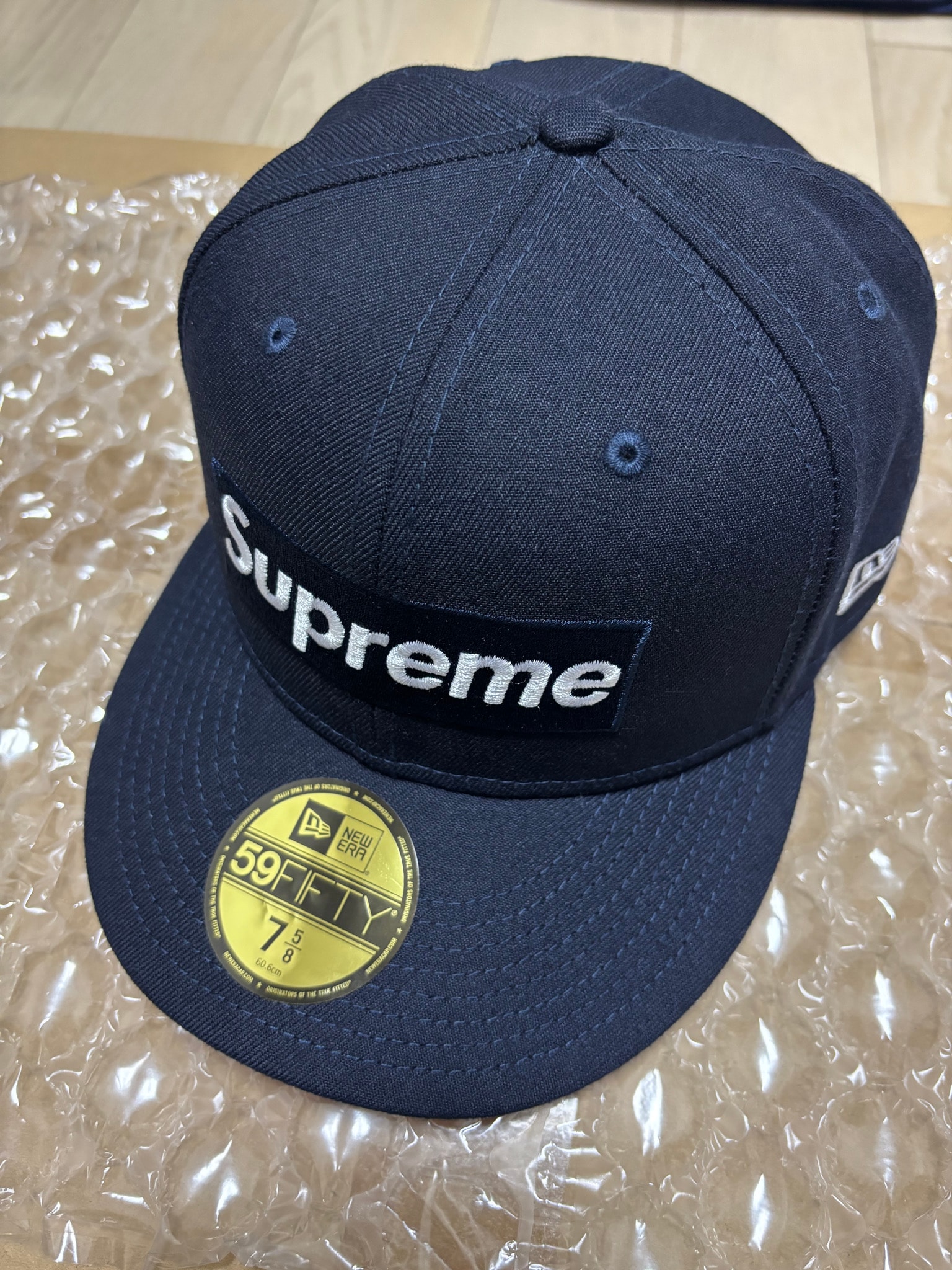 Supreme No Comp Box Logo New Era "Navy"