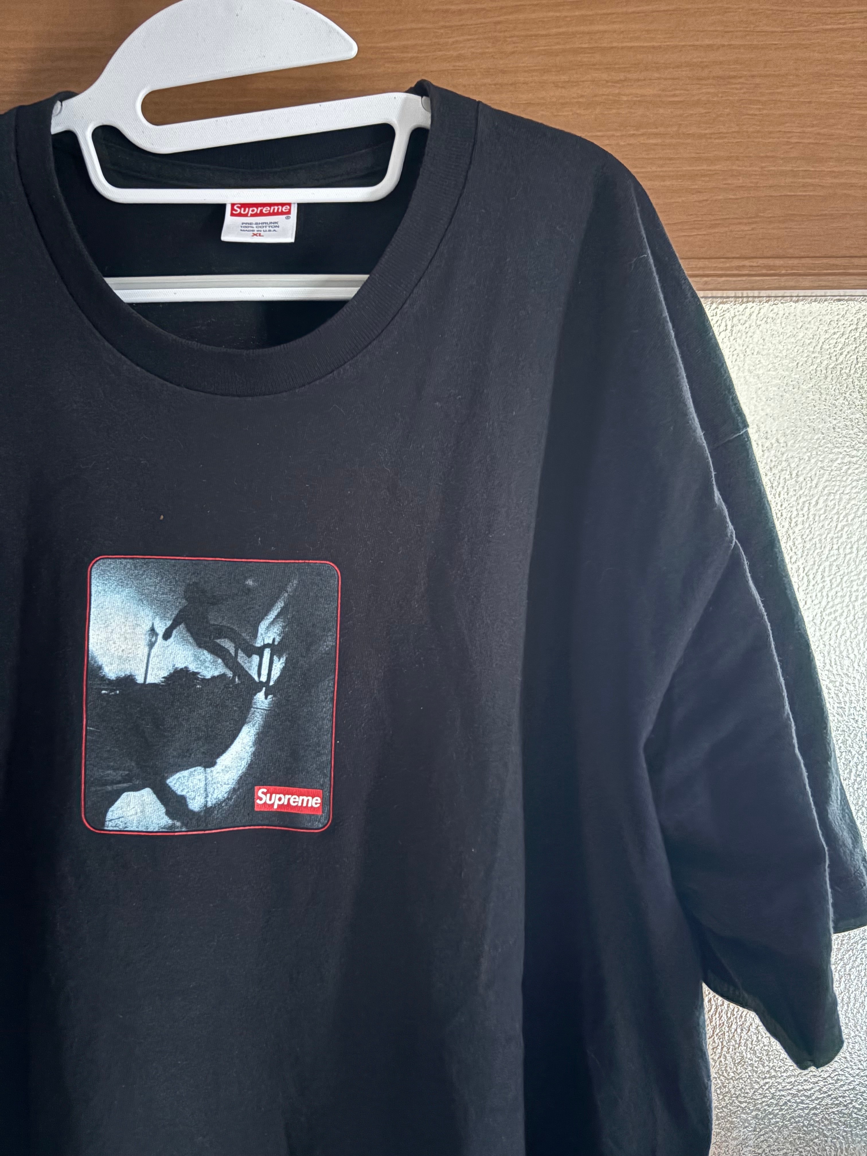 THEREDTHREAD S Symbol Bicolor Tops 