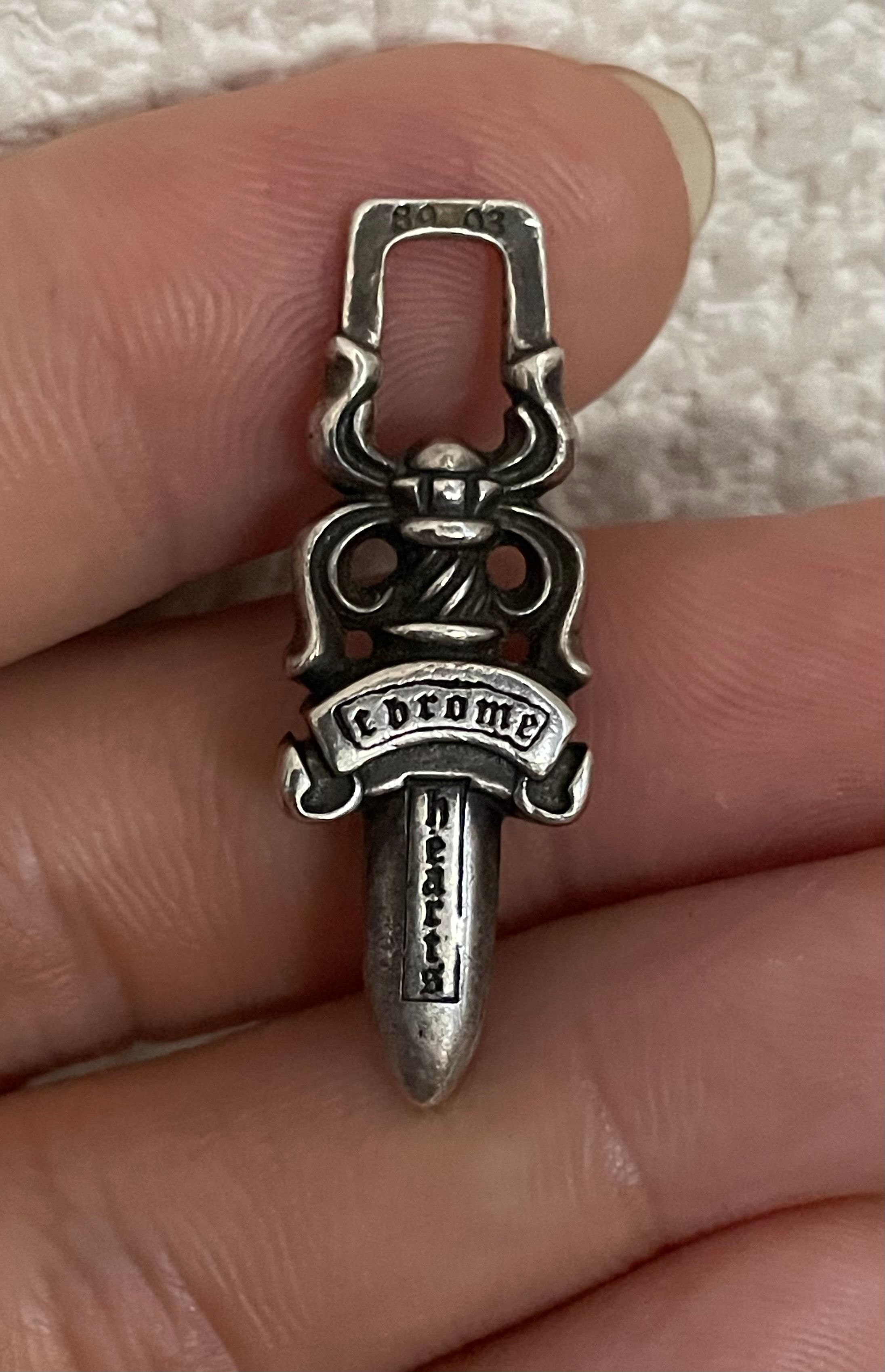 Chrome Hearts #5 Dagger Charm Zip 1 "Silver"