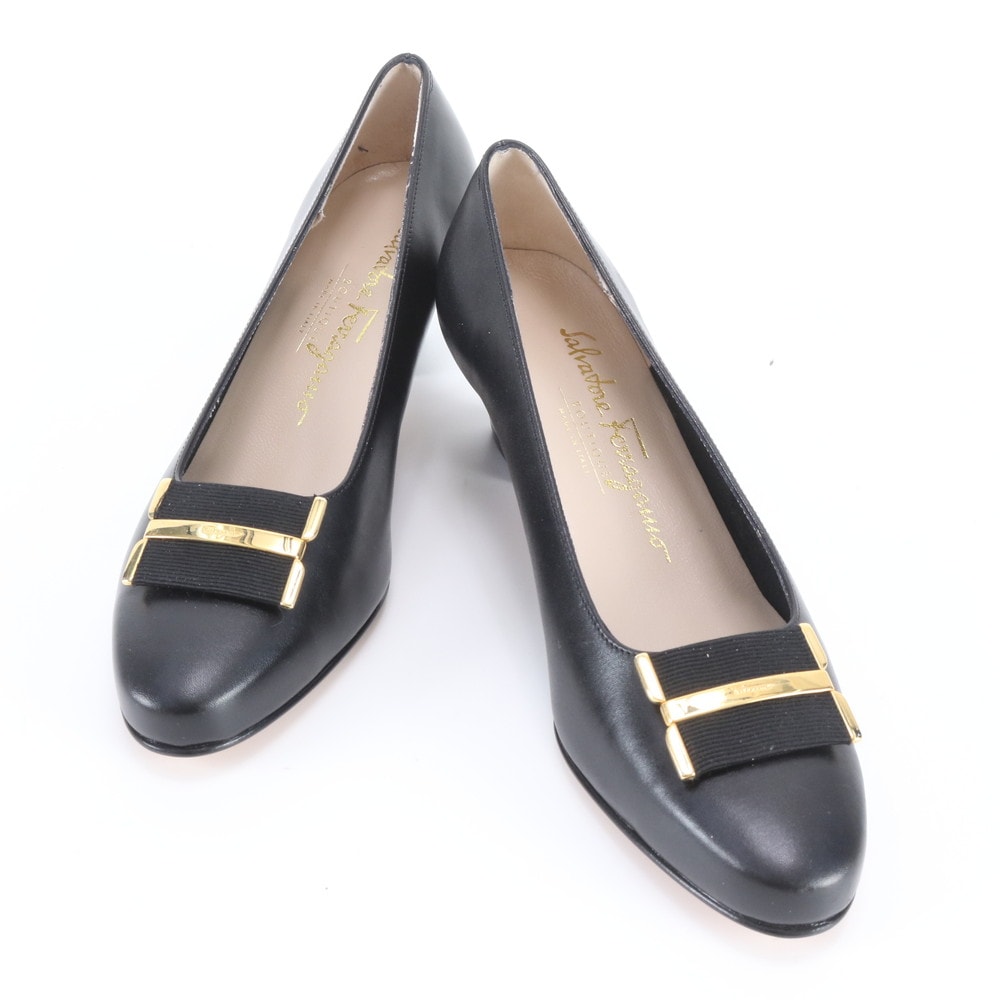 ■極美品 サルヴァトーレフェラガモ 6 23.5cmパンプス レザー