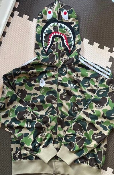 A BATHING APE x adidas Relaxed Fit Track Camo Shark Full Zip Hoodie "Green"
