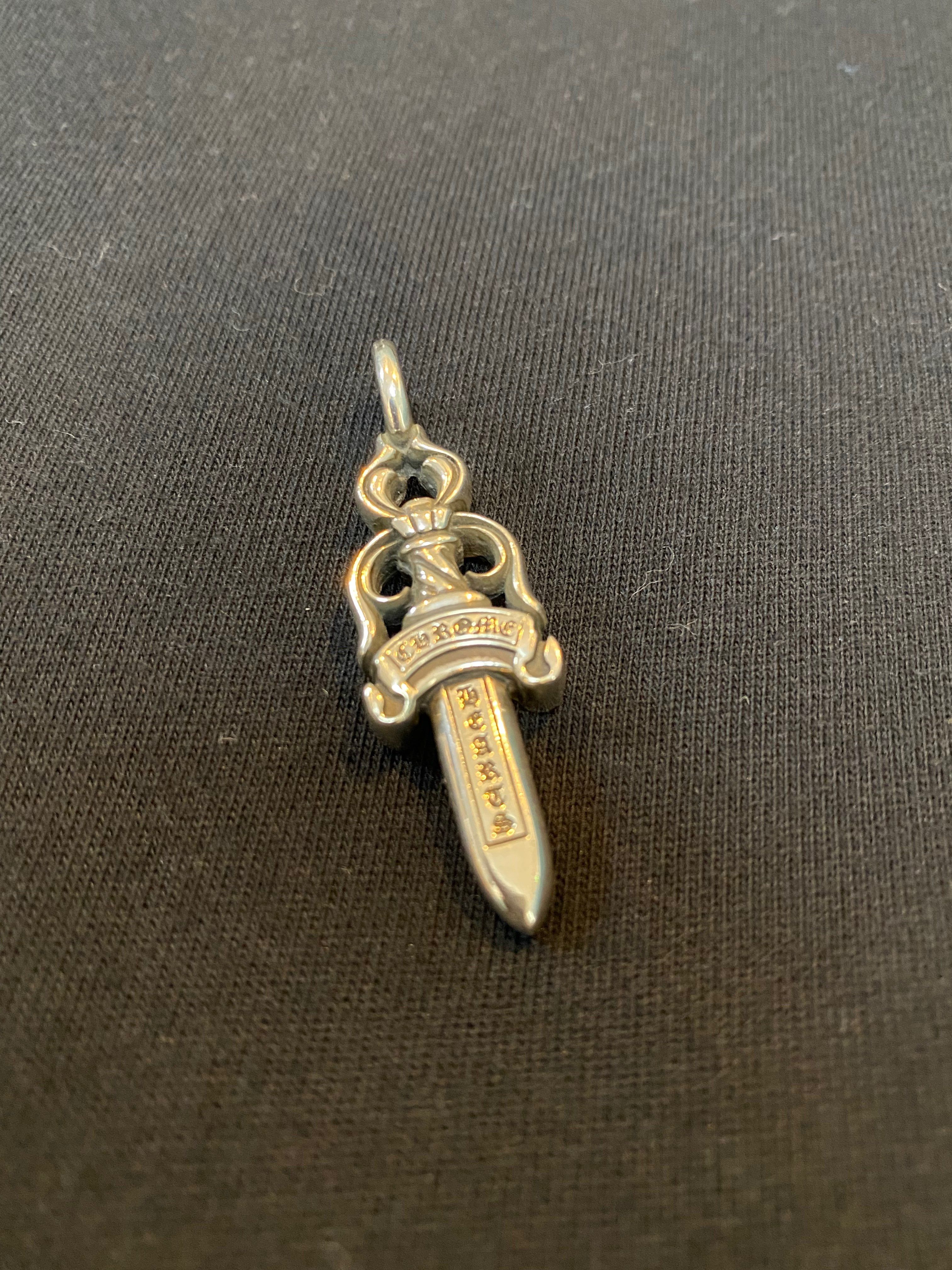 Chrome Hearts Double Dogger Pendant "Silver"