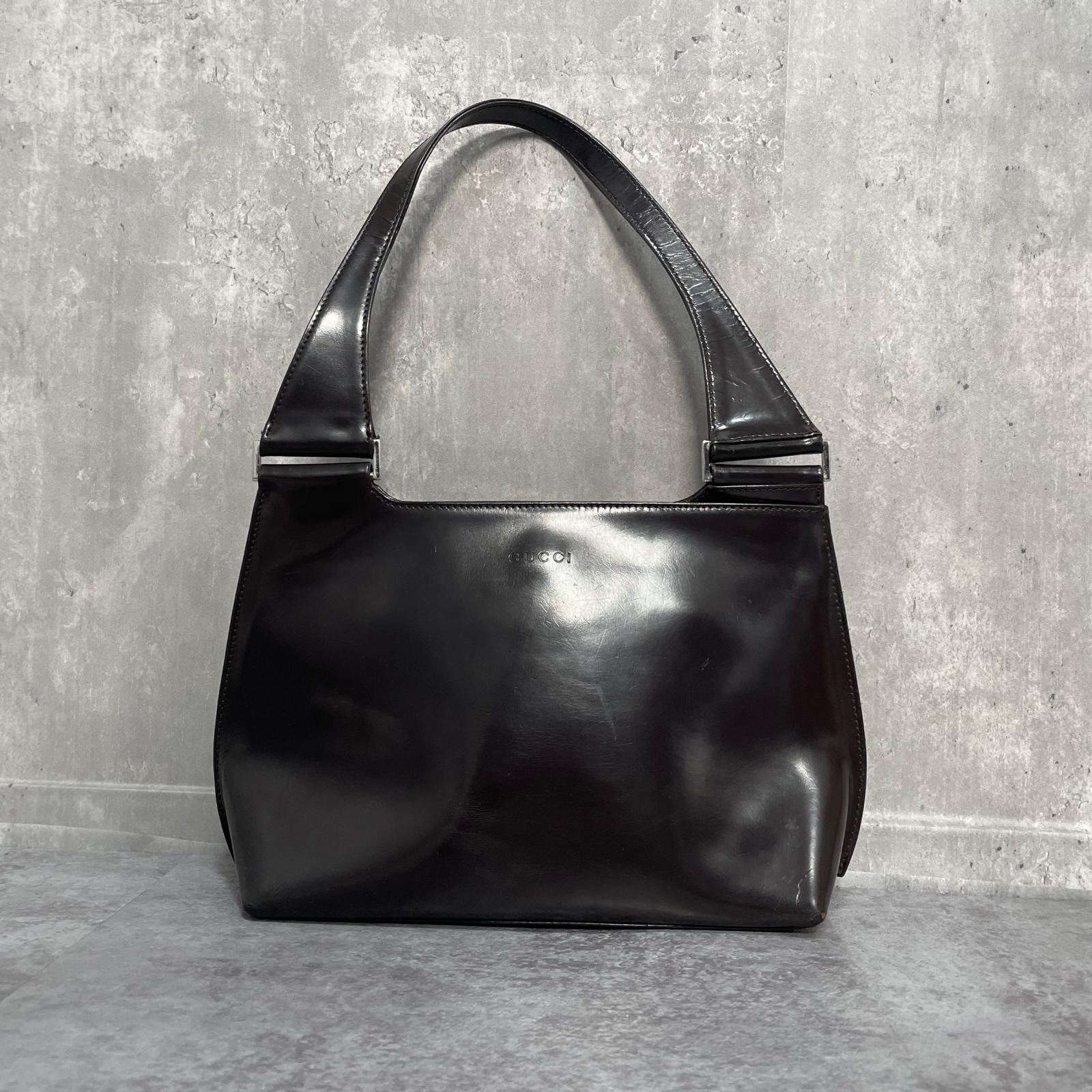 【GUCCI】グッチ トートバッグ ワンショルダー レザー ブラック 黒 ロゴ型押し シルバー金具 イタリア製 肩掛け レディース ヴィンテージ