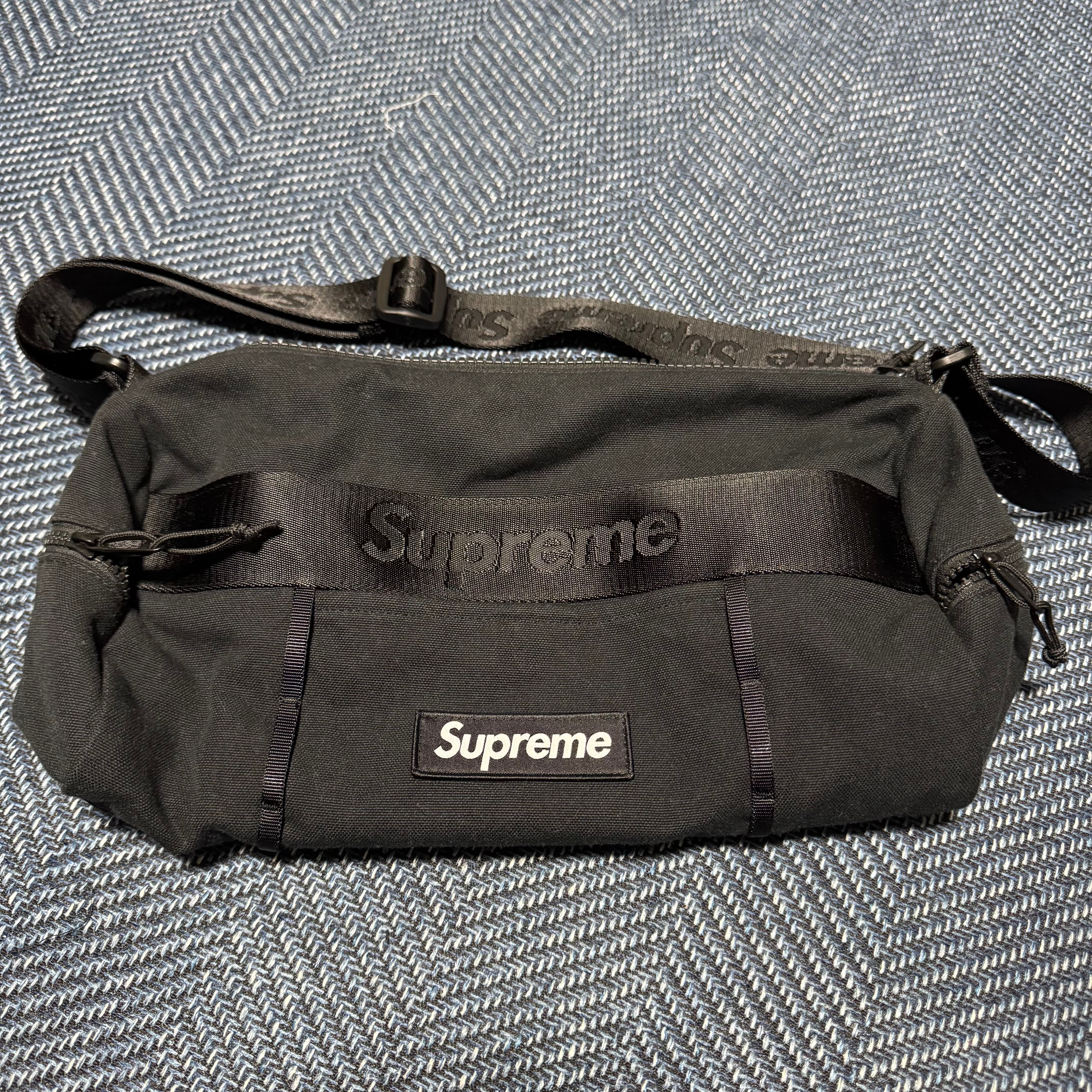 Supreme 25SS Utility Bag "Black"