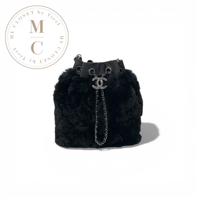 シャネル CHANEL バッグ ハンドバッグ ブラック シルバー ココマーク マトラッセ チェーン ドローストリング 巾着