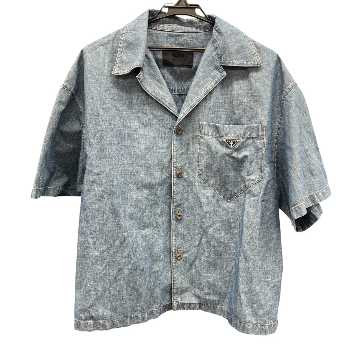 PRADA 極美品 プラダ ボウリング デニム シャツ トライアングルロゴ GEC068 コットン リネン 麻 ブルー サイズM メンズ オープンカラー 三角プレート ロゴプレート Aランク 中古 鑑定済 プラダシャツ