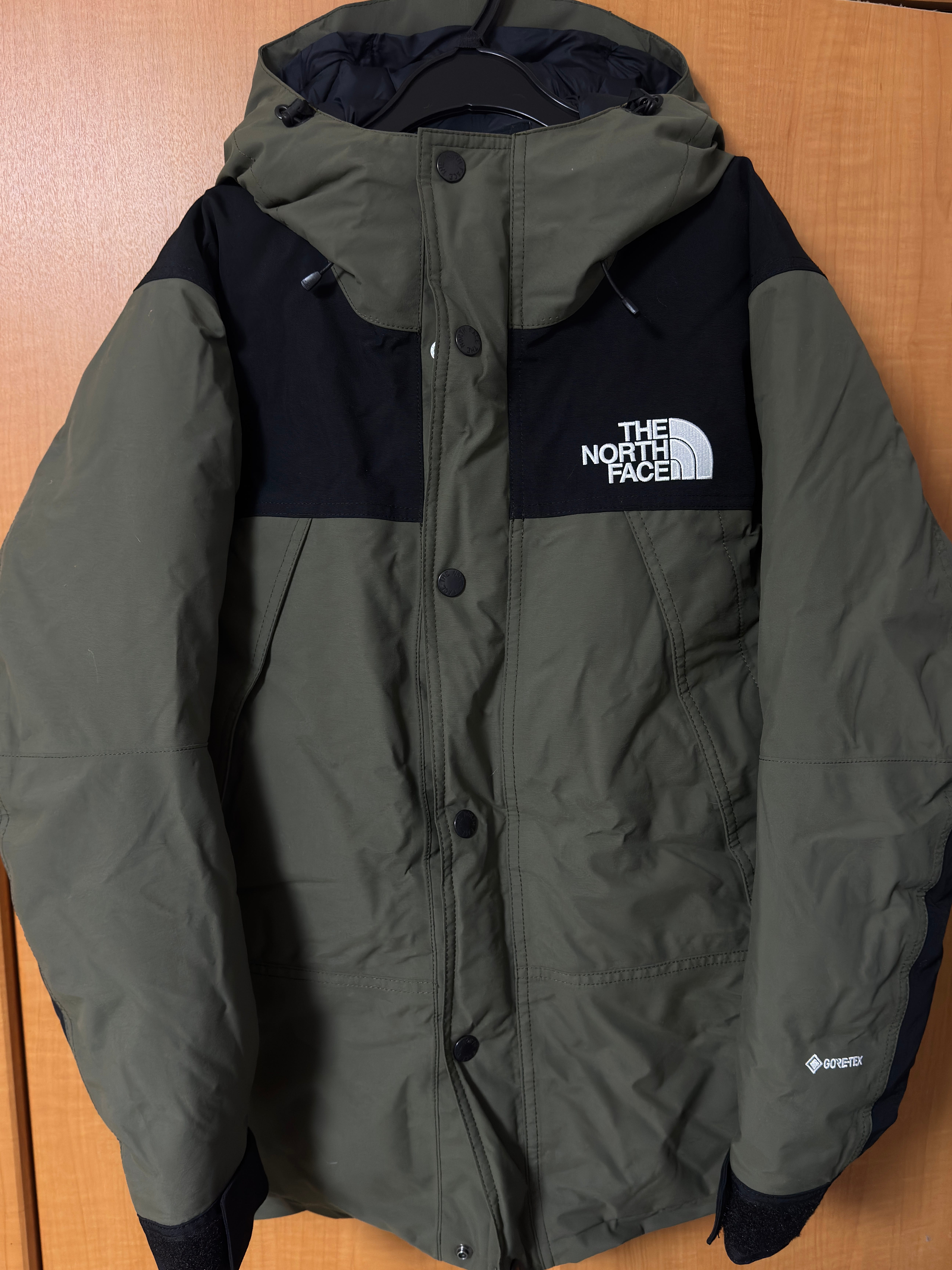 The North Face Mountain Down Jacket "New Taupe(NT)"
