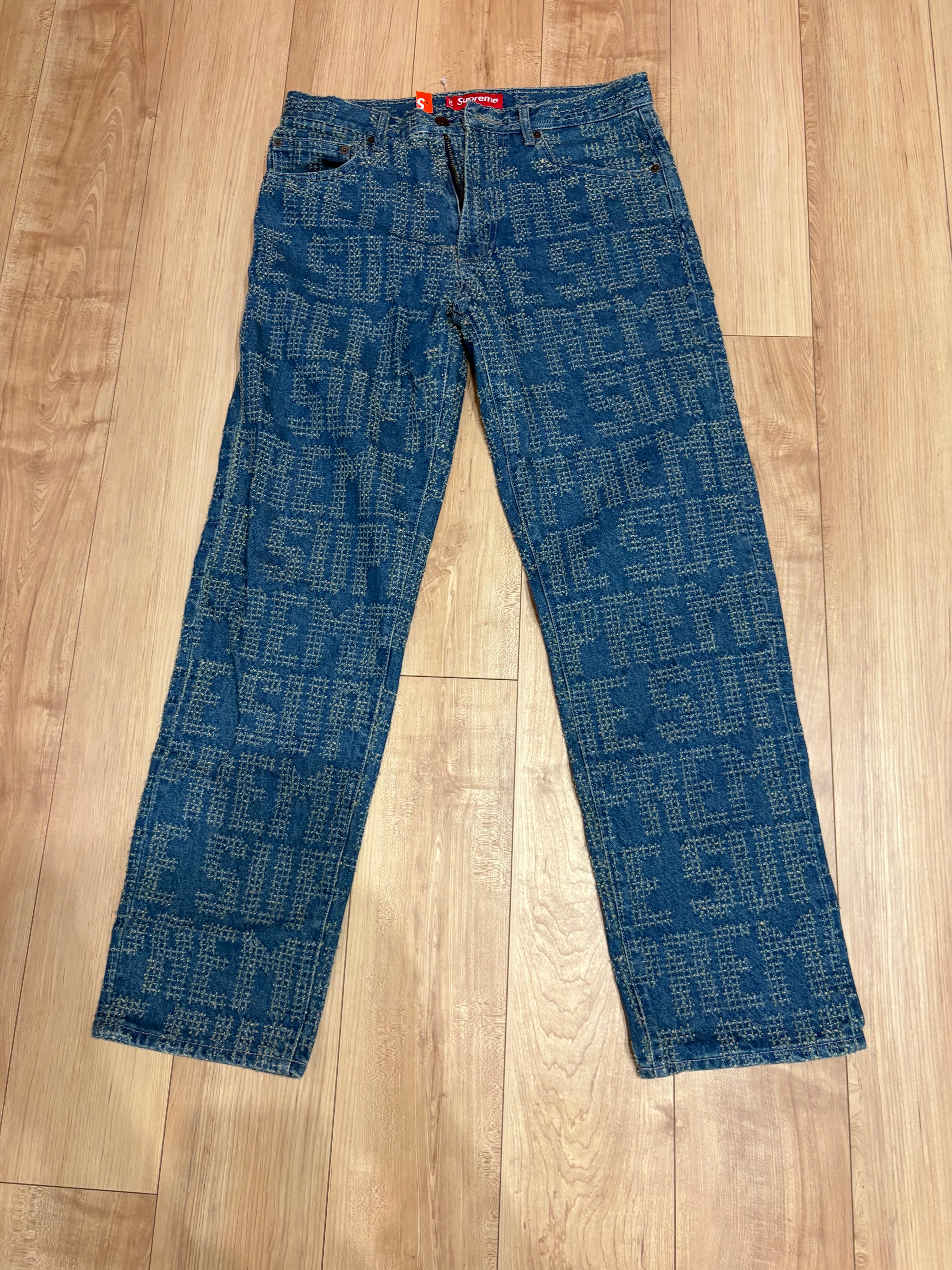 Supreme Needle Punch Regular Jean "Washed Blue"