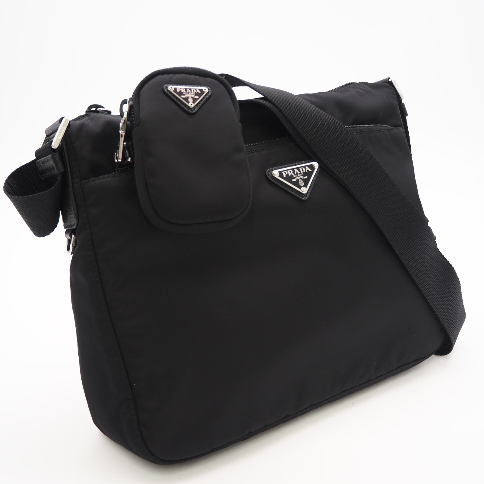 極美品 PRADA プラダ Re-Nylon トライアングルロゴ バッグ 1BC421 ショルダーバッグ ブラック ナイロン サフィアーノ メンズ