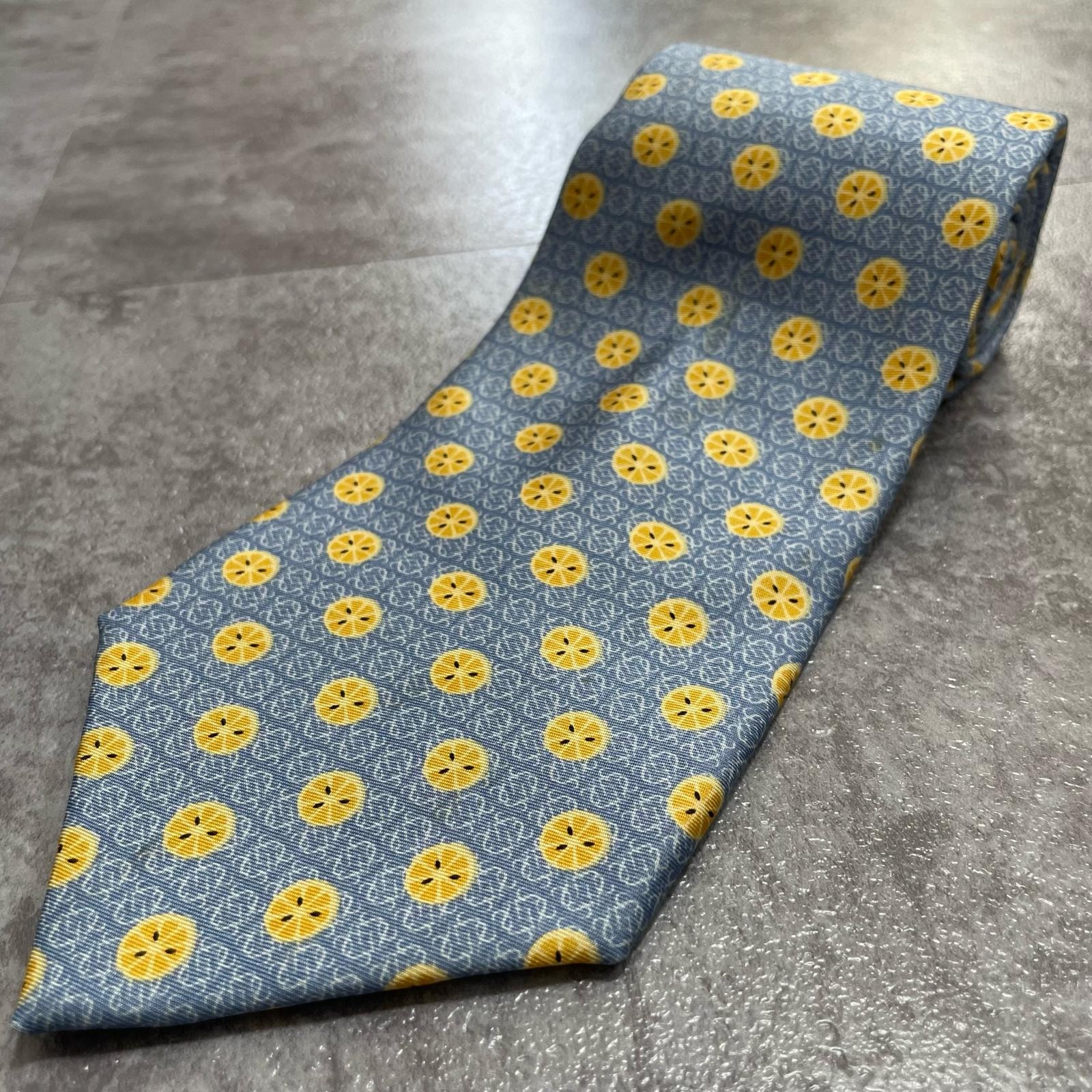 ロエベ ネクタイ メンズ