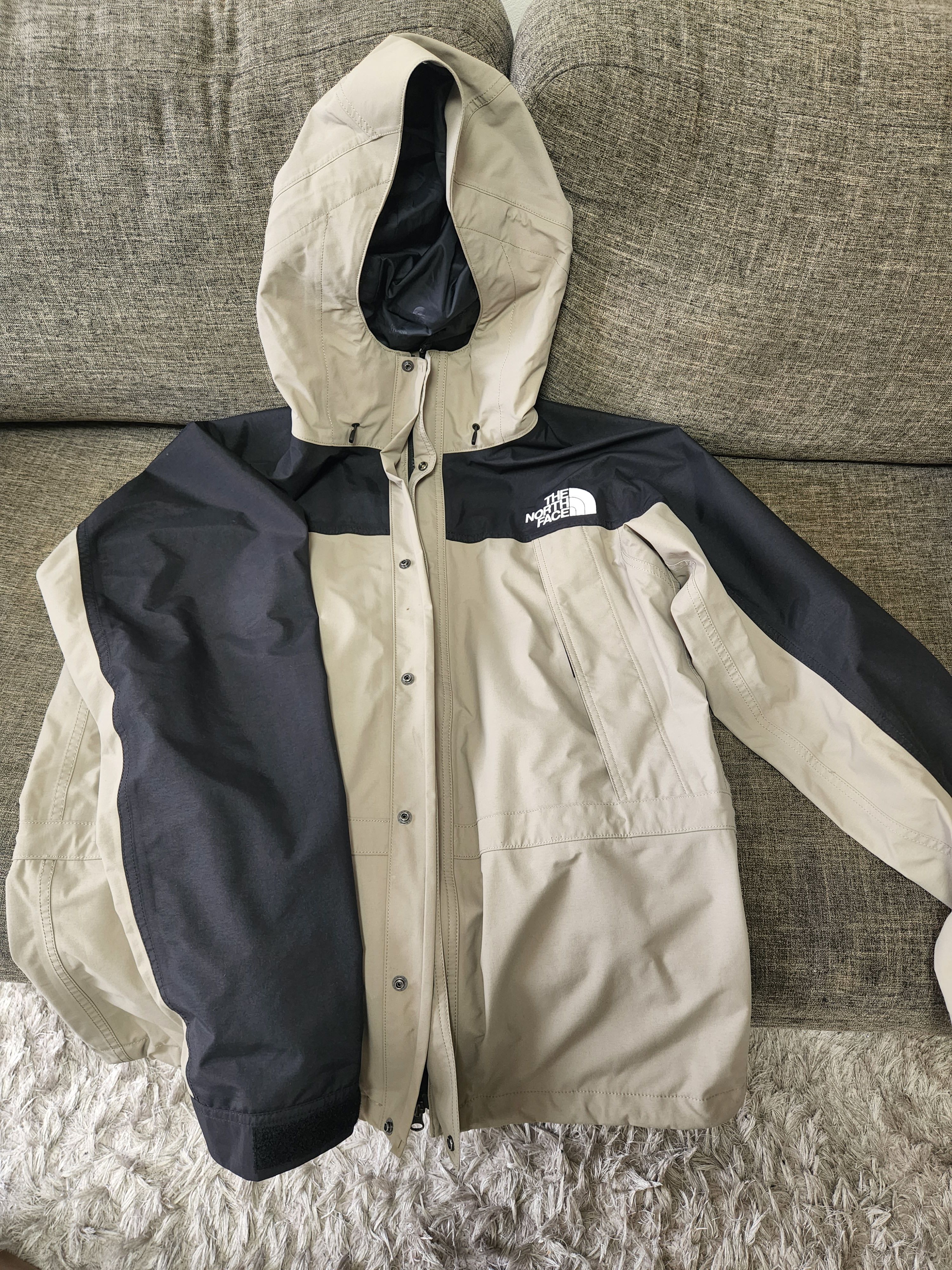 The North Face Mountain Light Jacket "Mineral Gray(MN)"